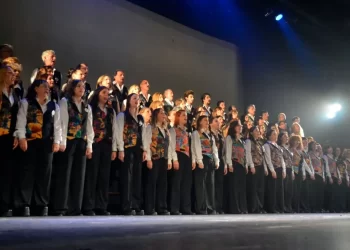 El Coro de Niños FCP Regina se presenta con el Coro Kennedy en Regina