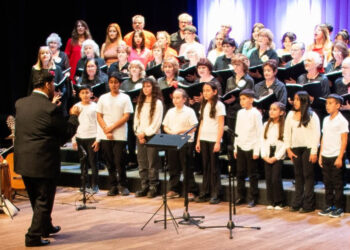 Gral. Roca | “Todas las voces” Coros FCP