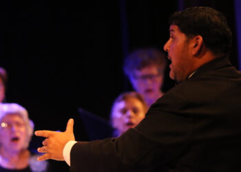 Gral. Roca | “Voces en clave de mayo”