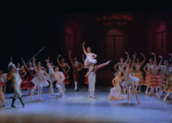 Villa Regina| Ballet Clásico y Contemporáneo